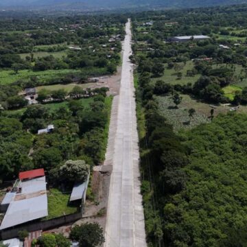 SALVADOREÑOS DESTACAN CALIDAD DE NUEVAS CARRETERAS EN HONDURAS: “NOS ESTÁN PATEANDO”