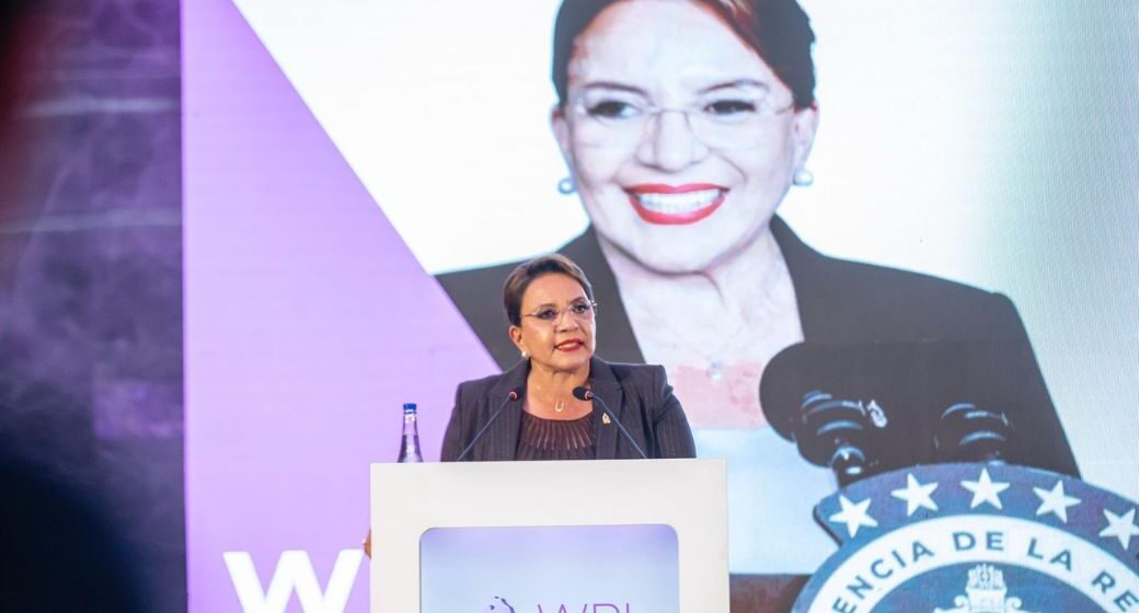 «SIN DISPARAR UNA SOLA BALA, DERROTAMOS A LOS ‘NARCO-OPRESORES’»: DISCURSO ÍNTEGRO DE PRESIDENTA CASTRO
