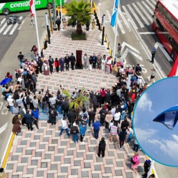 BANDERA HONDUREÑA FLAMEA EN MÉXICO DURANTE INAUGURACIÓN DEL “PASEO DE LA FRATERNIDAD” BANDERA HONDUREÑA FLAMEA EN MÉXICO DURANTE INAUGURACIÓN DEL “PASEO DE LA FRATERNIDAD”