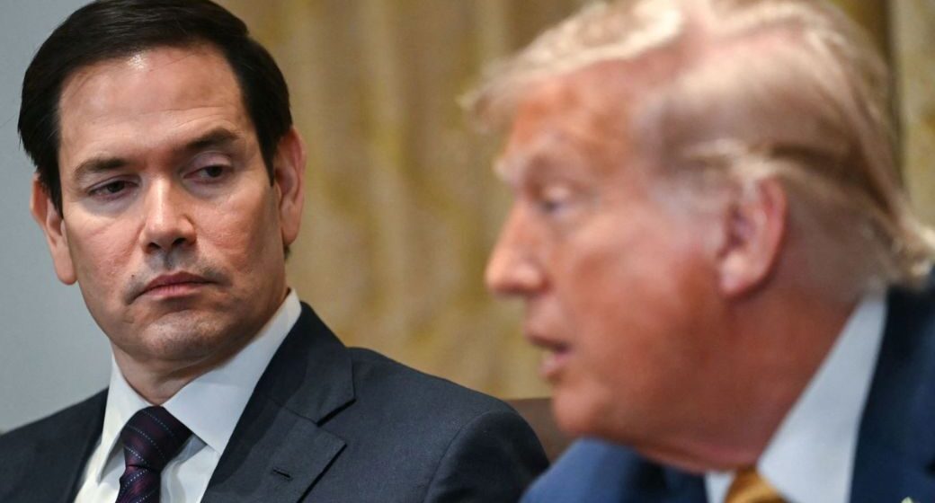 MADURO ADVIERTE A TRUMP QUE MARCO RUBIO «QUIERE MANCHAR SUS MANOS DE SANGRE” MADURO ADVIERTE A TRUMP QUE MARCO RUBIO «QUIERE MANCHAR SUS MANOS DE SANGRE”