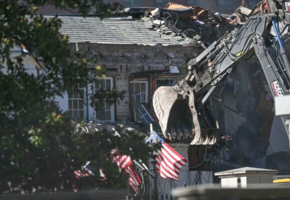 ¡LOCURA! TRUMP INICIA DEMOLICIÓN DE LA CASA BLANCA PARA SU SOÑADO SALÓN DE BAILE DE 250 MILLONES