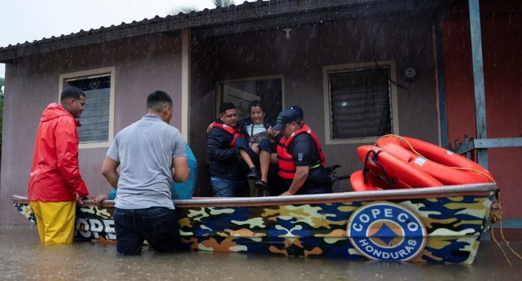 HONDURAS FORTALECE PROTOCOLO FRENTE A HURACANES, 30 INSTITUCIONES PARA SALVAR VIDAS