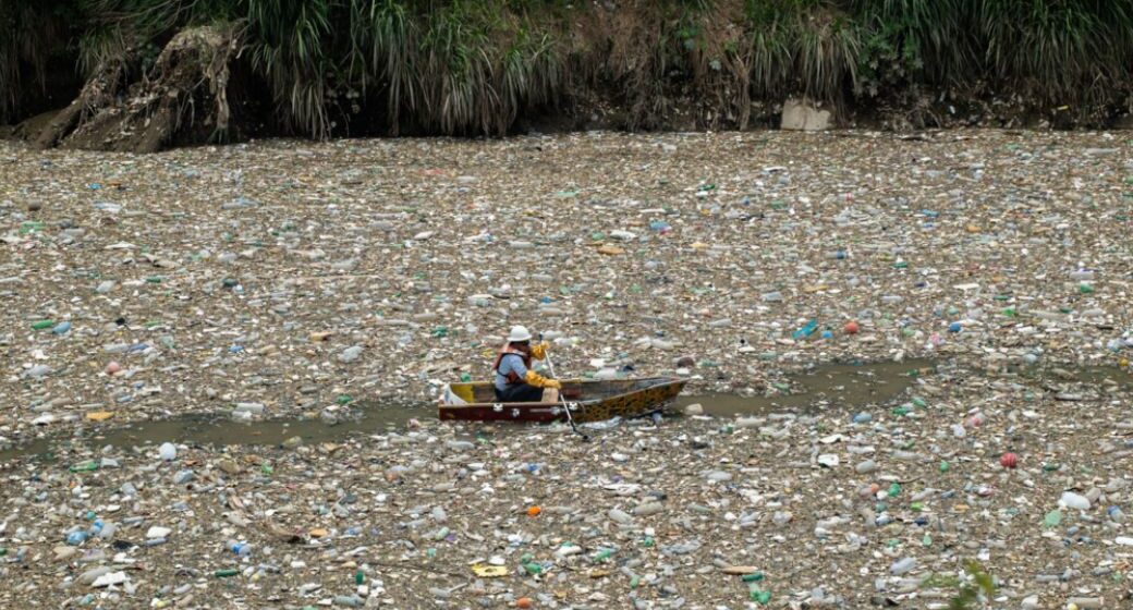 ¡ALERTA! GUATEMALA CON EL RÍO MÁS CONTAMINADO DE CENTROAMÉRICA, VA PLAN DE RESCATE