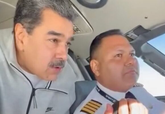 EE. UU. INTENTÓ RECLUTAR A UN PILOTO PARA SECUESTRAR A MADURO EE. UU. INTENTÓ RECLUTAR A UN PILOTO PARA SECUESTRAR A MADURO