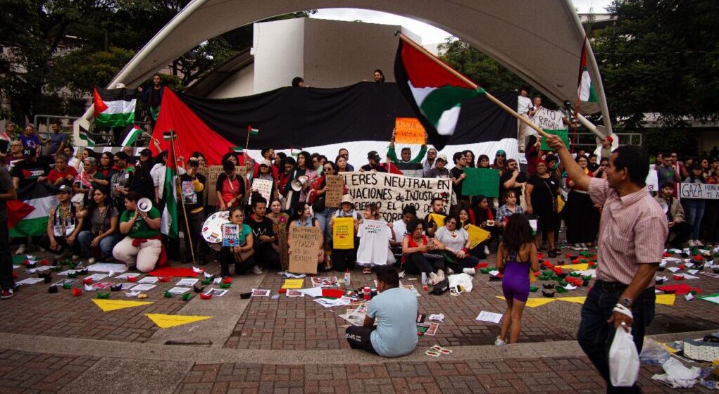 EN NATALICIO DE MORAZÁN HONDUREÑOS ABRAZAN LUCHA PALESTINA