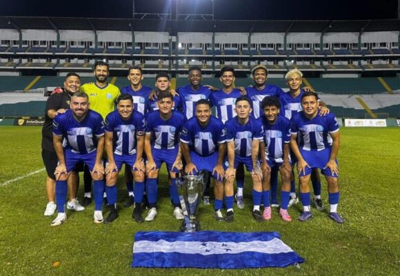 BANCO CUSCATLÁN CELEBRA A HONDURAS, CAMPEÓN DE COPA CONTINENTAL