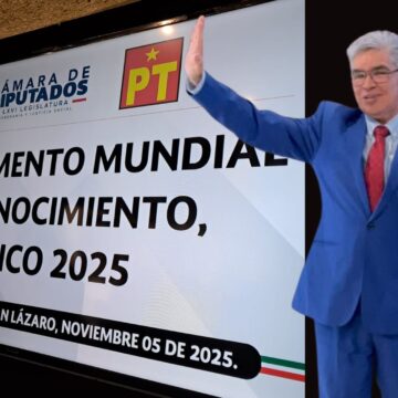 ¡DIPLOMÁTICOS HONDUREÑOS RECONOCIDOS EN MÉXICO! CÓNSUL AMADOR RECIBE “ÁGUILA IMPERIAL”
