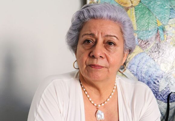 EXCLUSIVA / “QUE EL PUEBLO NO CAIGA EN LAS CAMPAÑAS DE ODIO DEL PASADO”: BERTHA OLIVA LLAMA A VOTAR SIN MIEDO