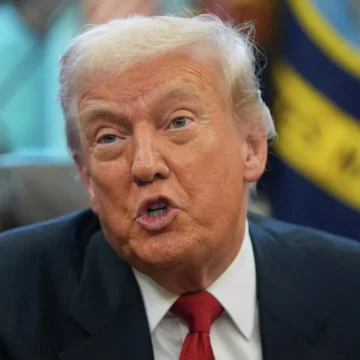 TRUMP AMENAZA AMÉRICA LATINA: “CUALQUIER PAÍS ESTÁ SUJETO A ATAQUES”