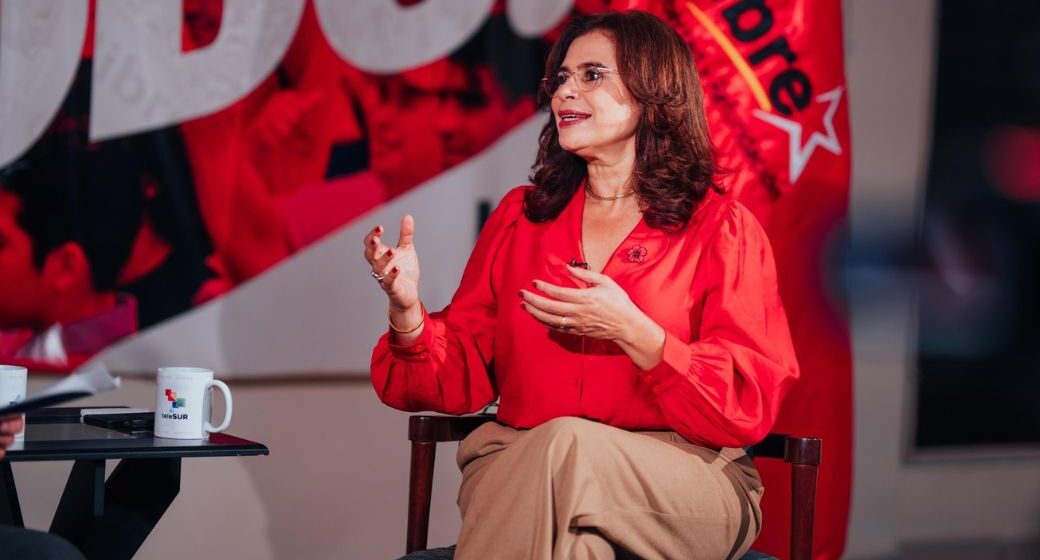 «NO SOLO ENFRENTÉ CANDIDATOS, TAMBIÉN A TRUMP Y LA OLIGARQUÍA»: RIXI EN TELESUR «NO SOLO ENFRENTÉ CANDIDATOS, TAMBIÉN A TRUMP Y LA OLIGARQUÍA»: RIXI EN TELESUR