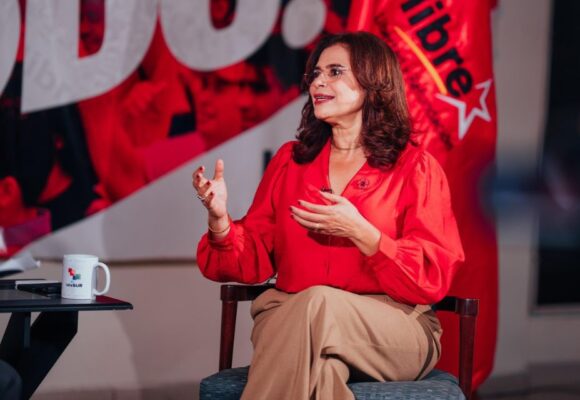 «NO SOLO ENFRENTÉ CANDIDATOS, TAMBIÉN A TRUMP Y LA OLIGARQUÍA»: RIXI EN TELESUR