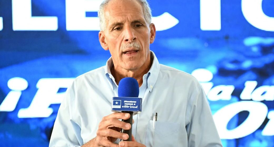 MARA SALVATRUCHA Y TRUMP RESPALDARON AL MISMO CANDIDATO PRESIDENCIAL EN HONDURAS: THE INTERCEPT