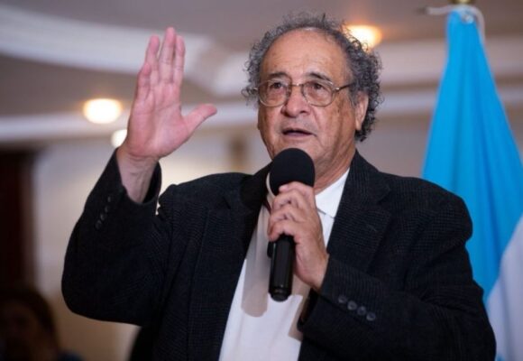 ASPIRANTE DEL PINU SE SUMA A DENUNCIAR FRAUDE Y CONTEO VOTO POR VOTO ASPIRANTE DEL PINU SE SUMA A DENUNCIAR FRAUDE Y CONTEO VOTO POR VOTO