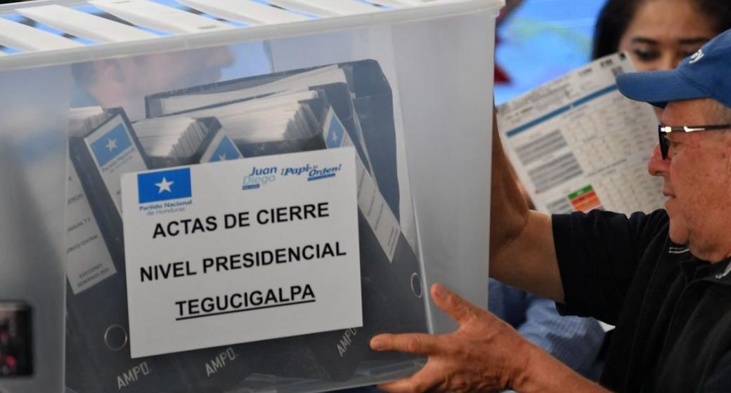 OTRO INFORME MÁS EXPONE FALLAS Y ANOMALÍAS EN ELECCIONES Y RECOMIENDAN REPETIRLAS OTRO INFORME MÁS EXPONE FALLAS Y ANOMALÍAS EN ELECCIONES Y RECOMIENDAN REPETIRLAS