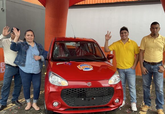 LOTO ENTREGA DOS VEHÍCULOS A GANADORAS DE “¡UN BOLETO TE CAMBIA LA VIDA!