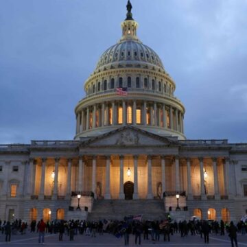 SENADO DE EE.UU. AVANZA EN RESOLUCIÓN PARA IMPEDIR MAYOR CRISIS INTERNACIONAL CON TRUMP Y VENEZUELA SENADO DE EE.UU. AVANZA EN RESOLUCIÓN PARA IMPEDIR MAYOR CRISIS INTERNACIONAL CON TRUMP Y VENEZUELA