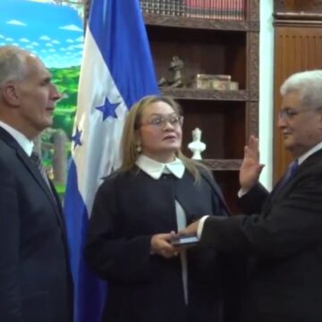 NUEVO DIRECTOR DEL SAR INVESTIGADO POR MISMO CASO DE CORRUPCIÓN QUE VINCULÓ A PRESIDENTE ASFURA