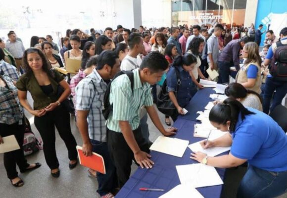 SINDICATOS EN CONTRA DE “EMPLEO POR HORA”: “NO SE PUEDE AFECTAR INGRESO DE LOS TRABAJADORES”