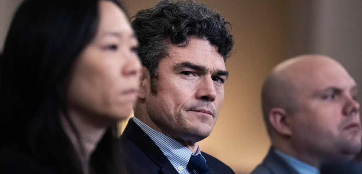 «INICIAMOS LA GUERRA POR PRESIÓN DE ISRAEL»: RENUNCIA JEFE DE CONTRAINTELIGENCIA DE EE.UU.