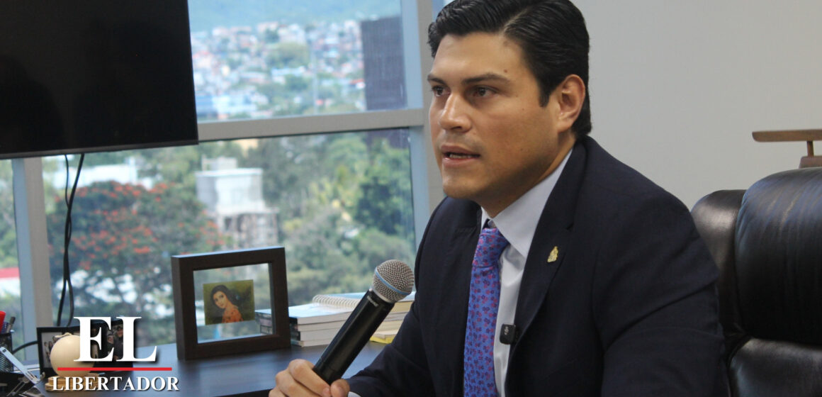 CONSEJERO HONDUREÑO DENUNCIA AMENAZAS A MUERTE Y ACTUARÁ CONTRA JUICIO POLÍTICO CONSEJERO HONDUREÑO DENUNCIA AMENAZAS A MUERTE Y ACTUARÁ CONTRA JUICIO POLÍTICO