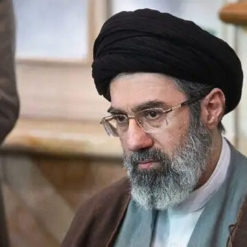 IRÁN ADVIERTE A EE.UU.: “CIERREN SUS BASES O SERÁN ATACADAS”