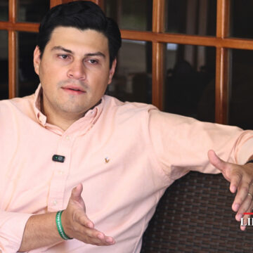 “LO ENFRENTARÉ SIN ESCONDERME”: OCHOA FIRME ANTE JUICIO DEL BIPARTIDISMO