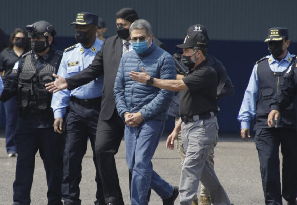 “EXTRADICIÓN DE JOH NO FUE NEGOCIADA, FUE UNA SOLICITUD POR DELITOS CRIMINALES”: EXCANCILLER