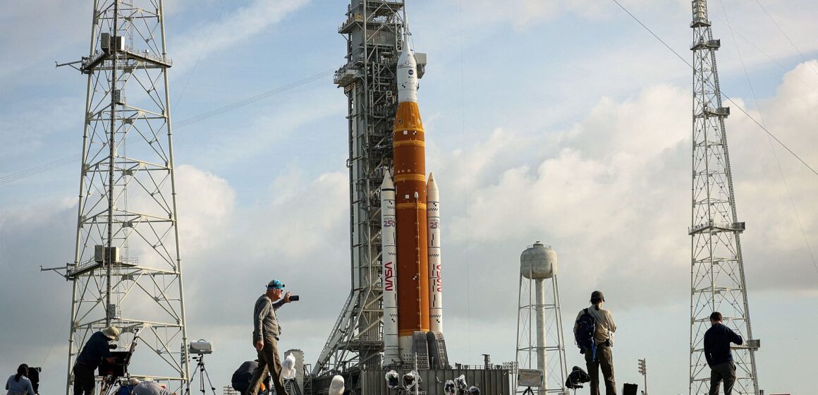 ¡HISTÓRICO! LA HUMANIDAD VUELVE A LA LUNA CON “ARTEMIS II”; TRANSMISIÓN ES GRATIS