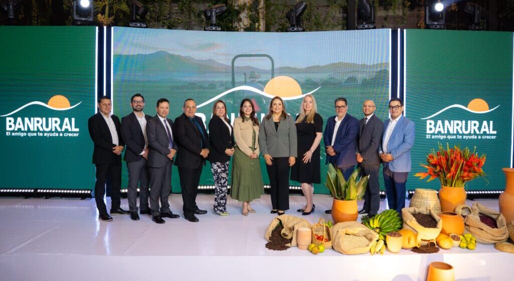 BANRURAL Y ASEGURADORA RURAL PROTEGERÁN CAMPESINOS CON NUEVO SEGURO AGRÍCOLA