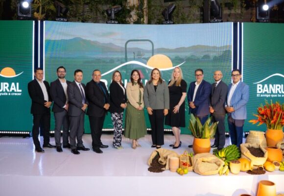 BANRURAL Y ASEGURADORA RURAL PROTEGERÁN CAMPESINOS CON NUEVO SEGURO AGRÍCOLA