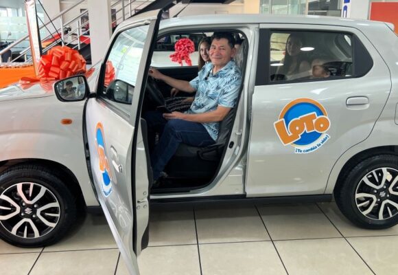 LOTO ENTREGA PRIMER VEHÍCULO A GANADOR DE “DOBLETEÁ TU SUERTE” LOTO ENTREGA PRIMER VEHÍCULO A GANADOR DE “DOBLETEÁ TU SUERTE”