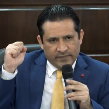 MORAZÁN SE DEFIENDE: CON IRREGULARIDADES Y “TRABAJO SUCIO” QUERÍAN INSCRIBIR A CÁLIX