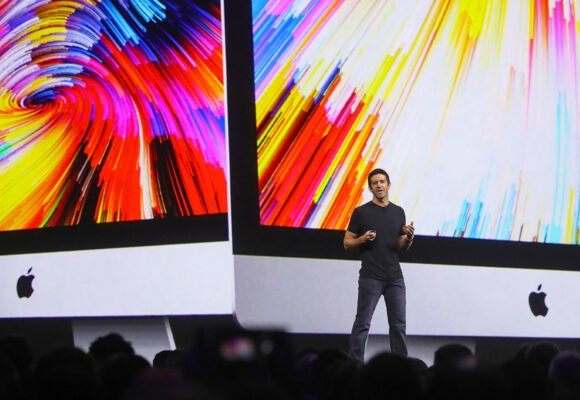 EL NUEVO CEO DE APPLE TENDRÁ QUE DESAFIAR Y SUPERAR REZAGO EN INTELIGENCIA ARTIFICIAL