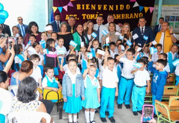 CONGRESO OTORGA 200 MIL A KÍNDER EN TEGUCIGALPA; MONTO ES DEDUCCIÓN A FALTISTAS CONGRESO OTORGA 200 MIL A KÍNDER EN TEGUCIGALPA; MONTO ES DEDUCCIÓN A FALTISTAS