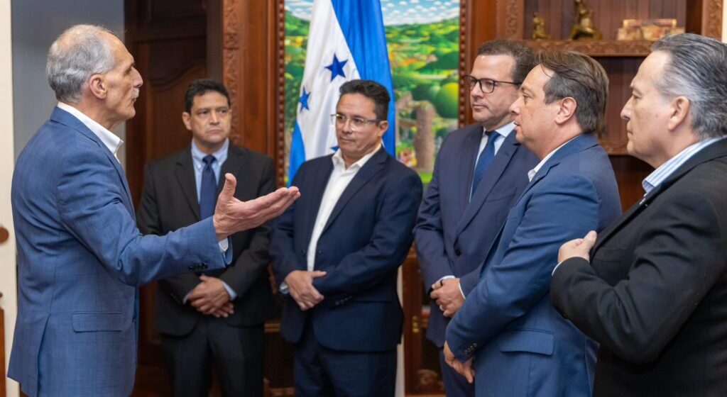 GOBIERNO ACUERDA CONGELAR PRECIOS DEL CEMENTO POR SEIS MESES GOBIERNO ACUERDA CONGELAR PRECIOS DEL CEMENTO POR SEIS MESES
