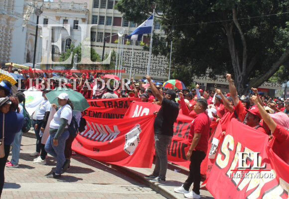 “NO A LA PRECARIZACIÓN DE LOS TRABAJADORES”: MANIFIESTO SINDICAL DEL 1 DE MAYO