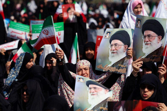 PODCAST | «ESTRATEGIA DE EEUU EN IRÁN FRACASÓ Y NO ENCUENTRA UNA SALIDA SUPERADORA»