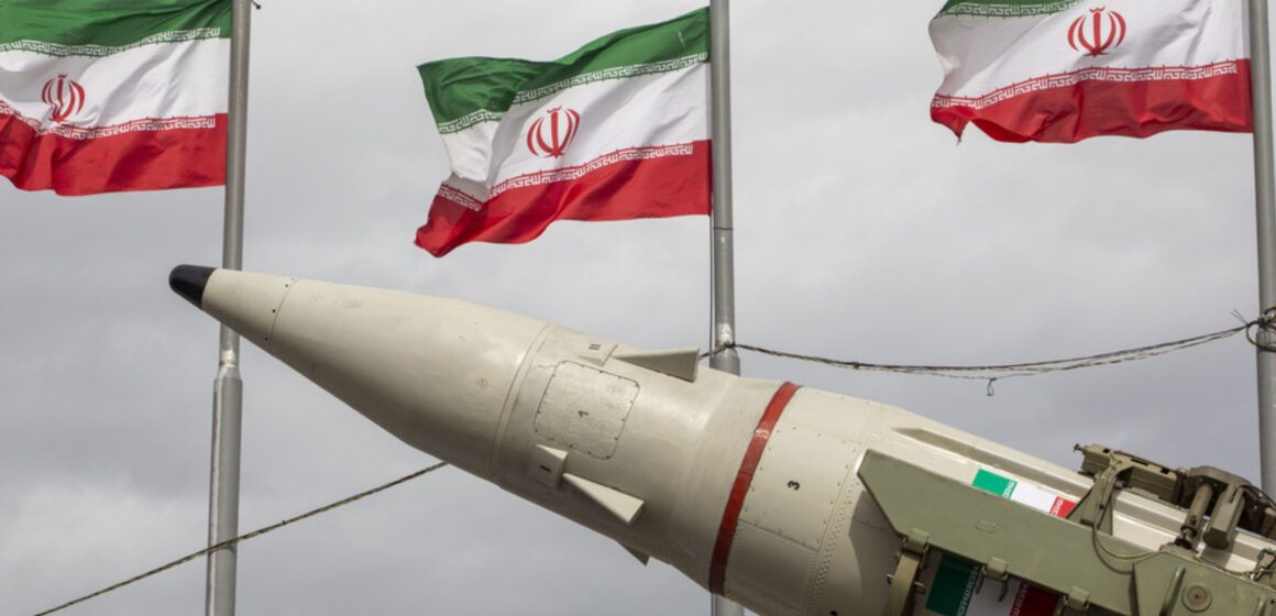 LA TREGUA AL BORDE DEL COLAPSO: EE.UU. E IRÁN VUELVEN A ACERCARSE A LA GUERRA
