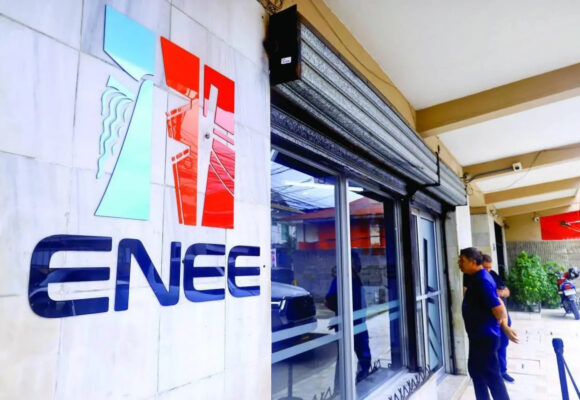 ADVIERTEN QUE NUEVO PLAN ENERGÉTICO REPITE MODELO PRIVATIZADOR DE JOH