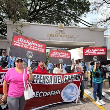 ¡EXCLUSIVA! MAGISTERIO EXIGIRÁ MÁS QUE REAJUSTE SALARIAL ¡EXCLUSIVA! MAGISTERIO EXIGIRÁ MÁS QUE REAJUSTE SALARIAL