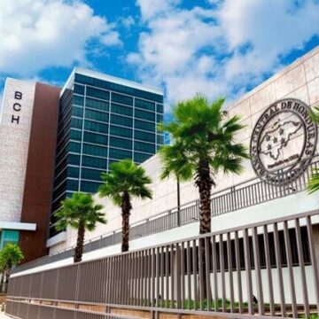 BANCO CENTRAL REITERA COLABORACIÓN ESTRICTA EN CASO DE EXFISCAL MEDINA