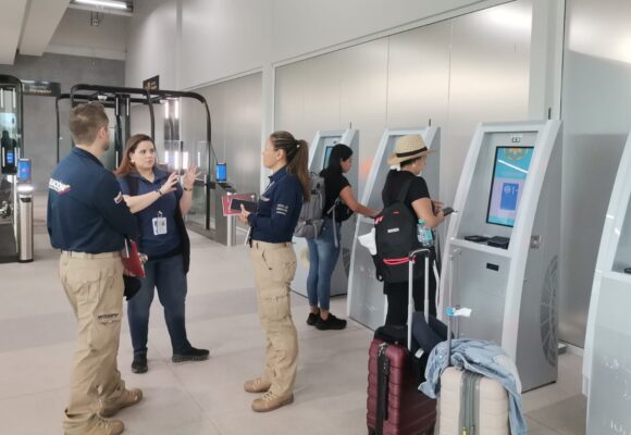 CAPACITAN PERSONAL DE MIGRACIÓN EN SEGURIDAD DOCUMENTAL CON ESTÁNDAR INTERNACIONAL