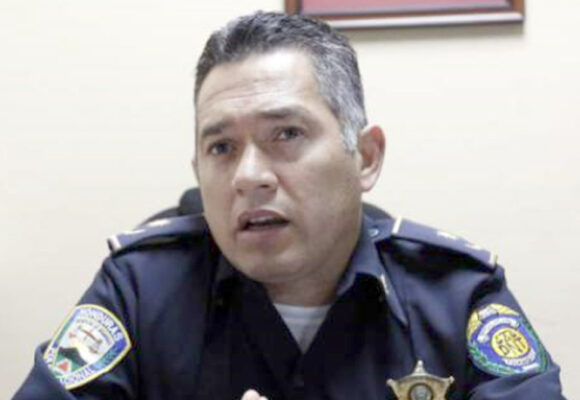 FISCALÍA ACUSA POR LAVADO DE ACTIVOS EXPOLICIA QUE “CANTÓ” CONTRA JOH
