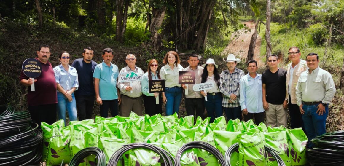 CERVECERÍA HONDUREÑA Y COCA-COLA SIGUEN IMPULSANDO AGRICULTURA REGENERATIVA EN EL MERENDÓN