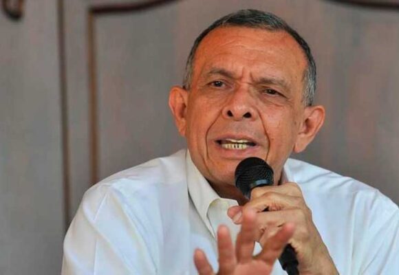 “SI ASFURA ROMPE RELACIONES CON CHINA, COMETE UN GRAVE ERROR”: PEPE LOBO
