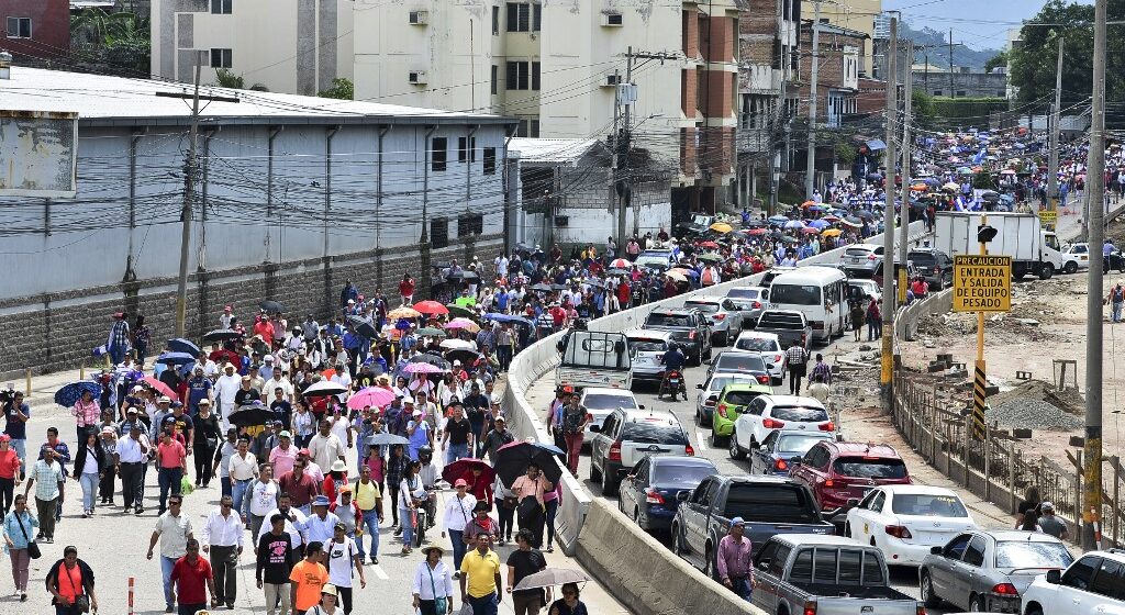 ¡MAÑANA HONDURAS SE PARALIZA! SECTORES GREMIALES A PARO ¡MAÑANA HONDURAS SE PARALIZA! SECTORES GREMIALES A PARO