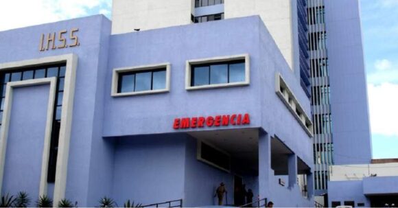 JUSTICIA CONDENA A EXFUNCIONARIOS Y EMPRESARIOS POR SAQUEAR EL SEGURO SOCIAL