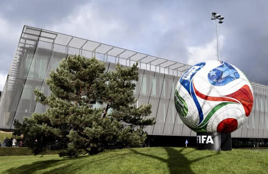 ¡FIFA MUDA! EE.UU. AMARGA INICIO DEL MUNDIAL: REGISTRO HUMILLANTE, DEPORTACIONES Y NEGATIVA DE VISAS ¡FIFA MUDA! EE.UU. AMARGA INICIO DEL MUNDIAL: REGISTRO HUMILLANTE, DEPORTACIONES Y NEGATIVA DE VISAS