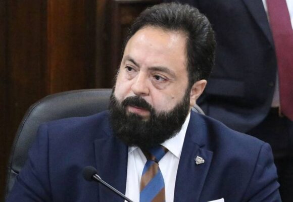 REDONDO: CRISIS DE LA ENEE SE ORIGINÓ CON CONTRATOS APROBADOS POR EL BIPARTIDISMO