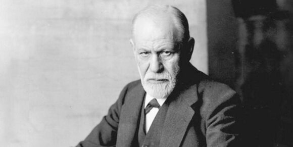 SIGMUND FREUD, PADRE DEL PSICOANÁLISIS: «NO HAY NECESIDAD MÁS INTENSA PARA UN NIÑO QUE LA PROTECCIÓN DE UN PADRE»